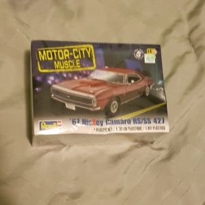 I'm selling 1967 nickey camaro rs/ss  427 model